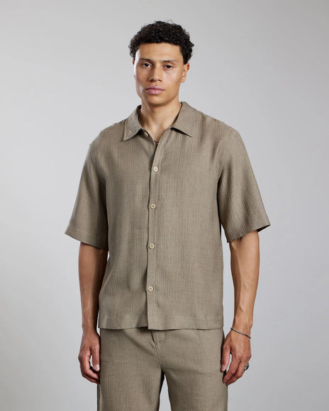 Aeden Aeden Shirt Darius SS26 Vetiver Green