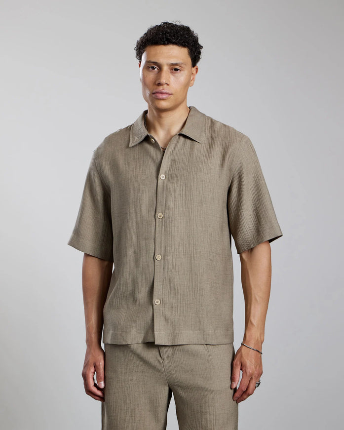 Aeden Aeden Shirt Darius SS26 Vetiver Green