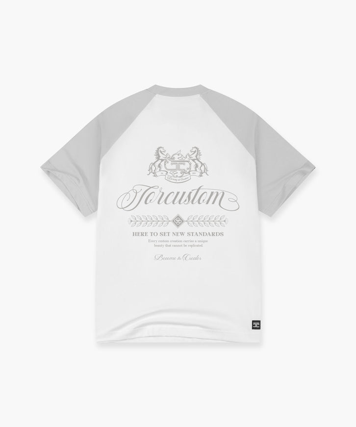 Jorcustom Jorcustom T-Shirt Raglan Handscript 2.0 FW26 White/Light Grey