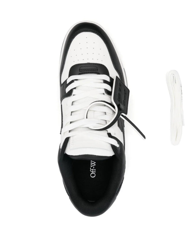 Off-White Off-White Sneaker Out Of Office Calf Leather FW25 White/Black
