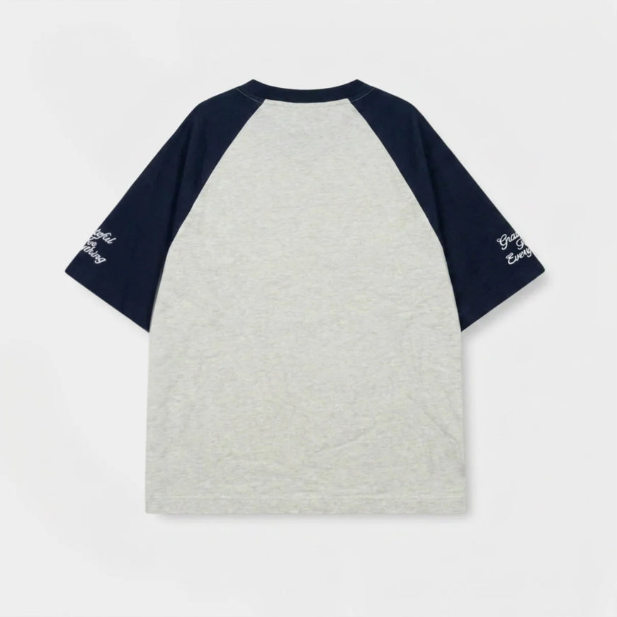 Rivero Rivero T-Shirt Raglan College SS26 Navy/Grey
