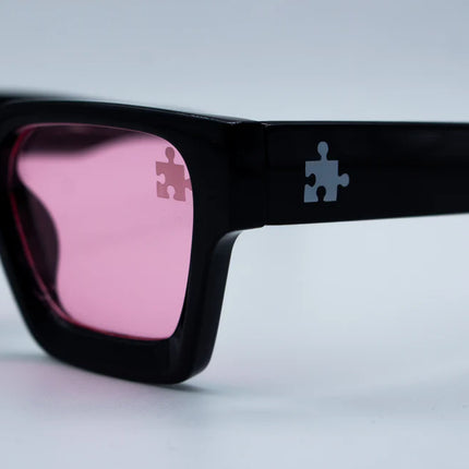 The Missing Piece The Missing Piece Sunglasses Classic Black/Pink