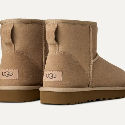 UGG UGG Boots Classic Mini II FW25 Sand