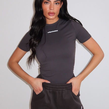 Unique The Label Unique The Label Short Sleeve Top Robyn FW25 Charcoal