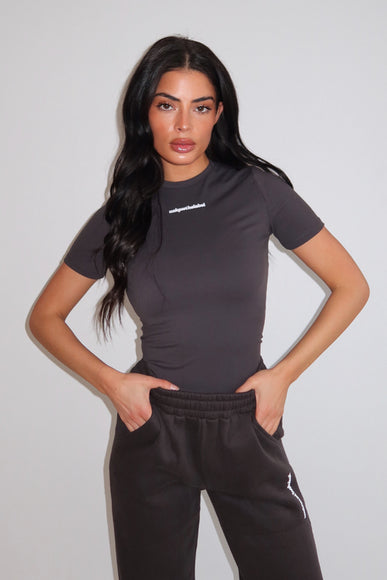 Unique The Label Unique The Label Short Sleeve Top Robyn FW25 Charcoal